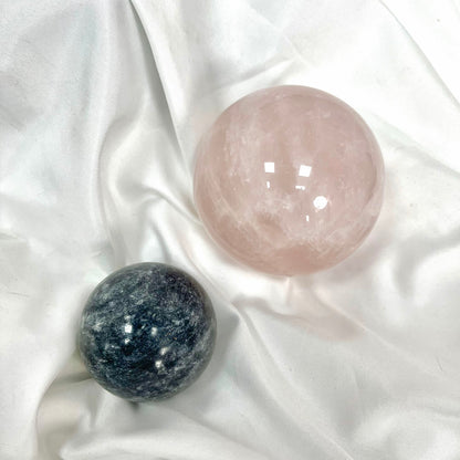 【A13】Rose Quartz Large Sphere Crystal set 2 Spheres in 1 set