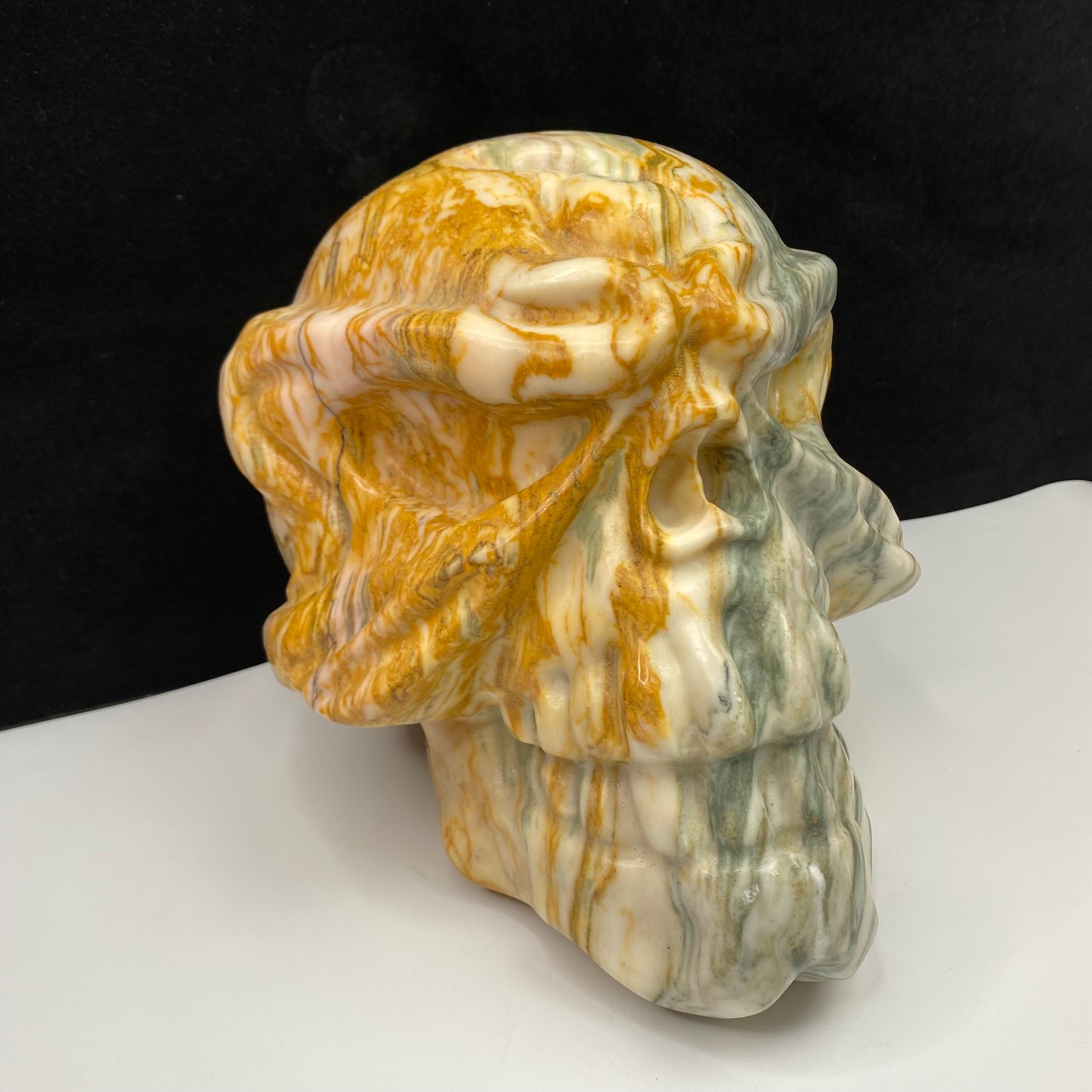 511-Large Carving white jade alien skull
